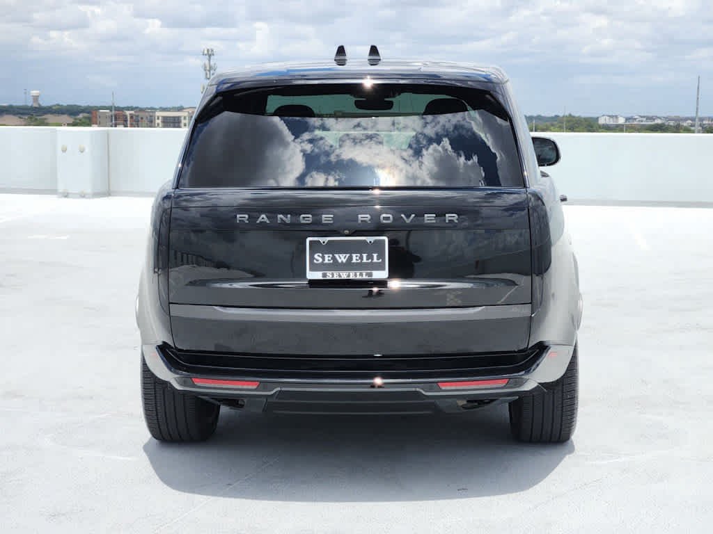 Certified Used 2024 Santorini Black Metallic Land Rover SE image 7