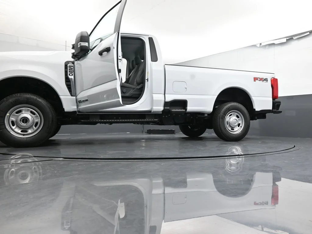 2026 Ford F-250 Super Duty XL - Photo 43