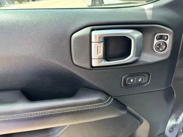Used 2018 Gray Jeep Unlimited Moab image 12