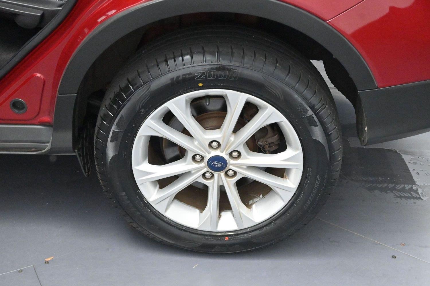 Used 2019 Ruby Red Metallic Tinted Clearcoat Ford SEL image 29