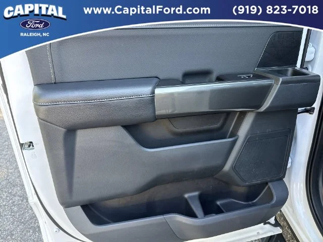 Used 2023 White Ford XLT image 17