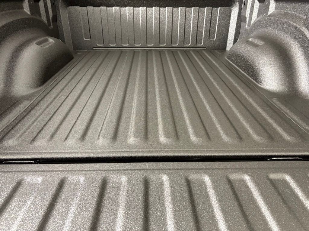 New 2026 Granite Crystal Metallic Clearcoat RAM Express image 37