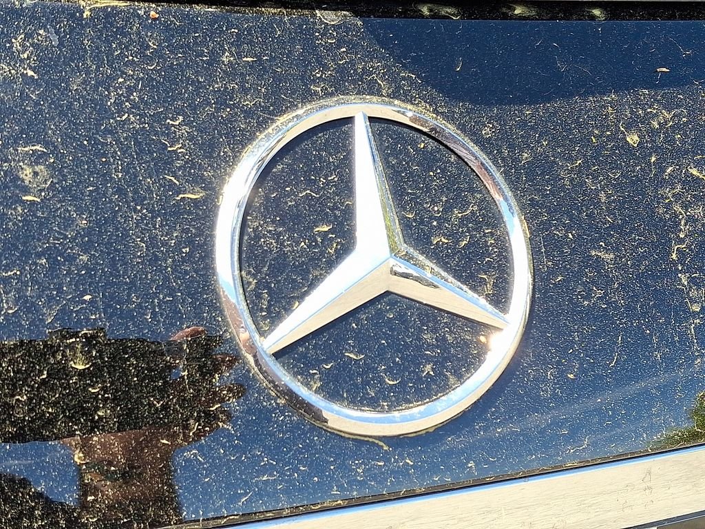 Certified Used 2025 Black Mercedes-Benz GLE 450e image 30