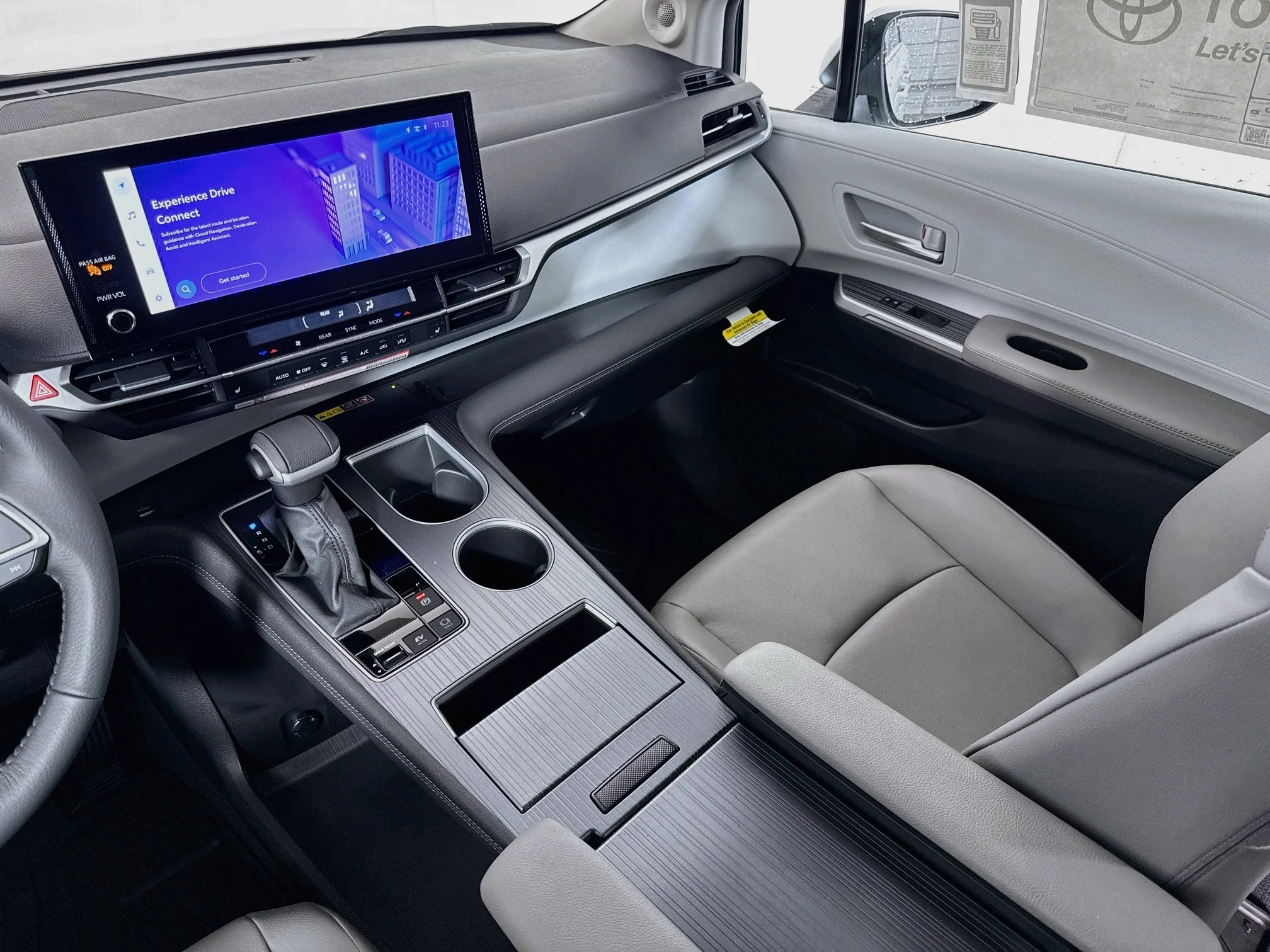 New 2026 Wind Chill Pearl Toyota XLE image 23