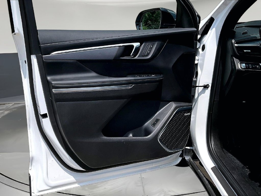 Used 2026 White Buick Sport Touring image 23