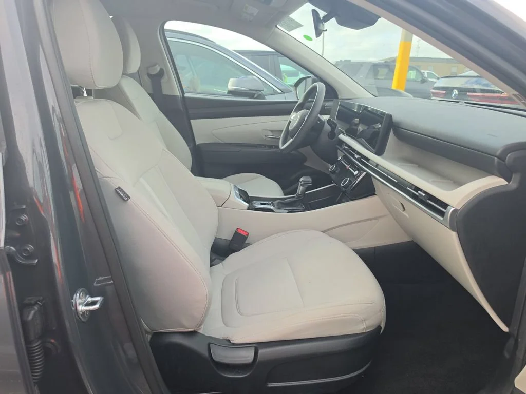Used 2026 Gray Hyundai SEL Plus image 6