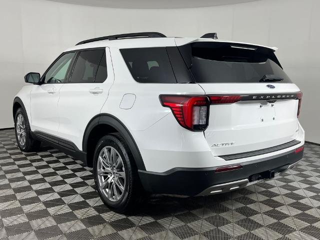 New 2026 Star White Metallic Tri-Coat Ford Active image 8
