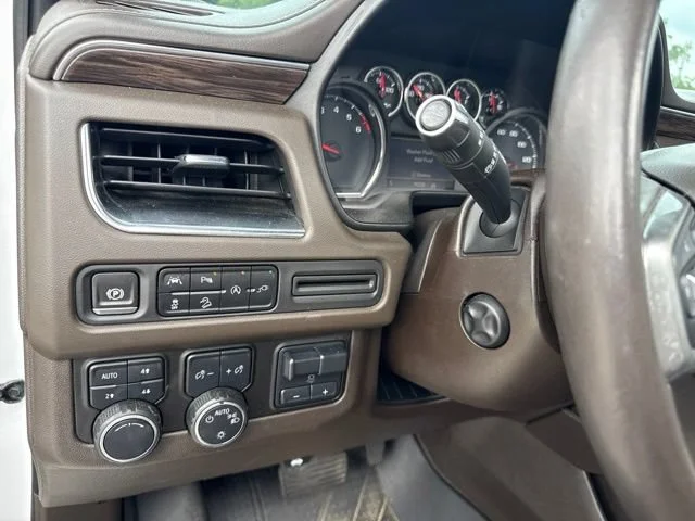 Used 2021 SUMMIT WHITE Chevrolet Z71 image 6