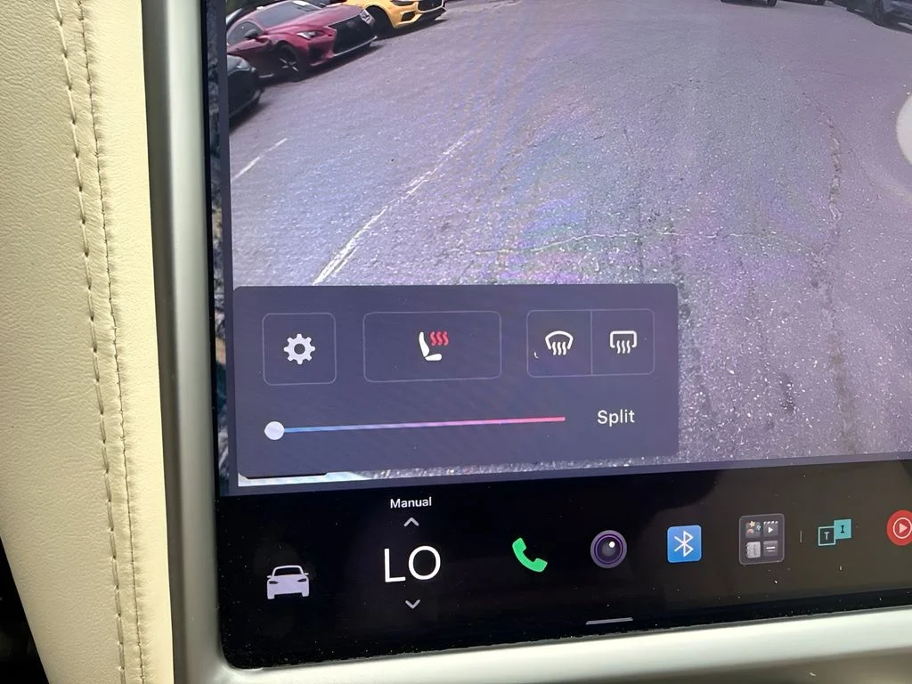Used 2019  Tesla 100D image 23