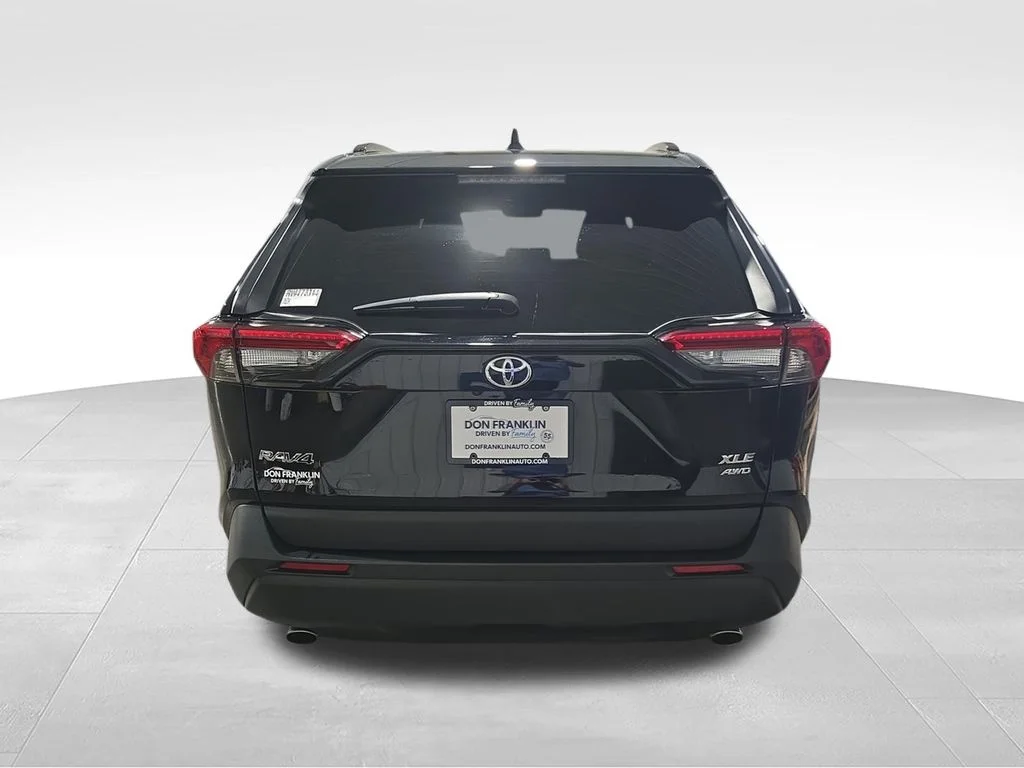 Used 2024 Black Toyota XLE image 9