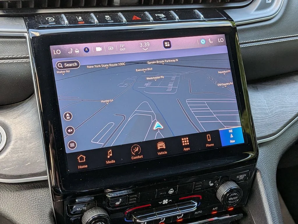 Used 2025 Black Jeep Limited image 19