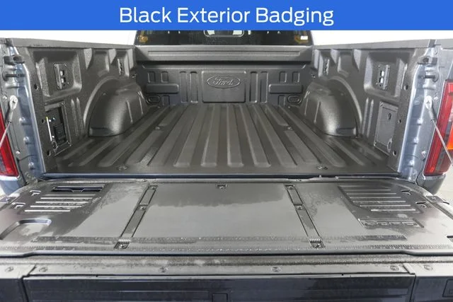 New 2026 Carbonized Gray Metallic Ford XLT image 31