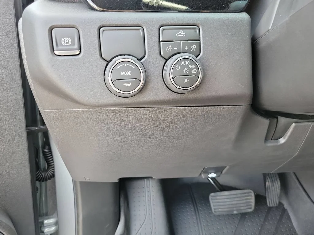 New 2026 Sterling Gray Metallic Chevrolet RST image 18