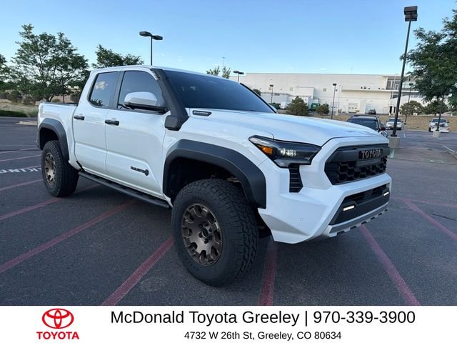 Used 2025 White Toyota Trailhunter image 4