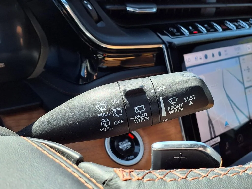 Used 2024 Black Jeep Summit Reserve image 28