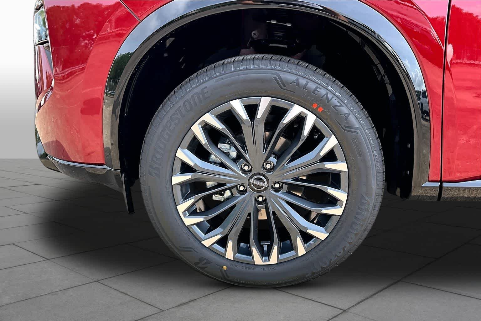 New 2026 Scarlet Ember Tintcoat Nissan Platinum image 9