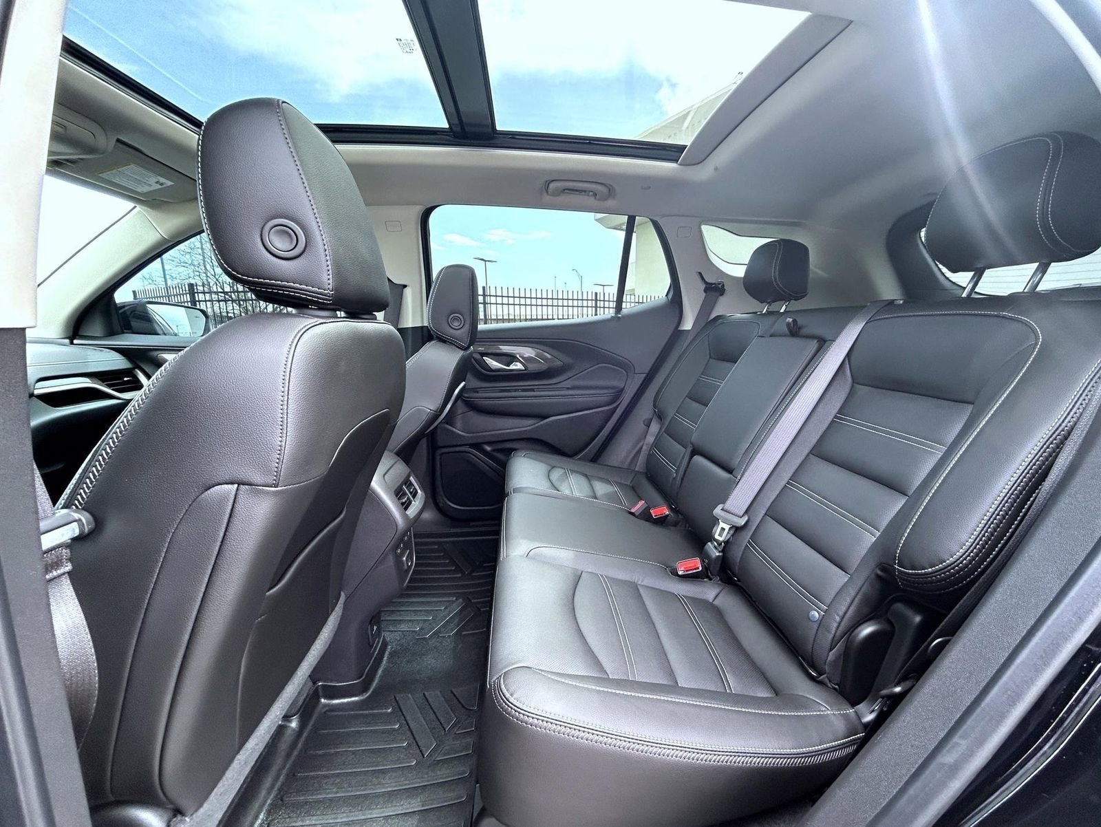 2024 GMC Terrain Denali - Photo 19