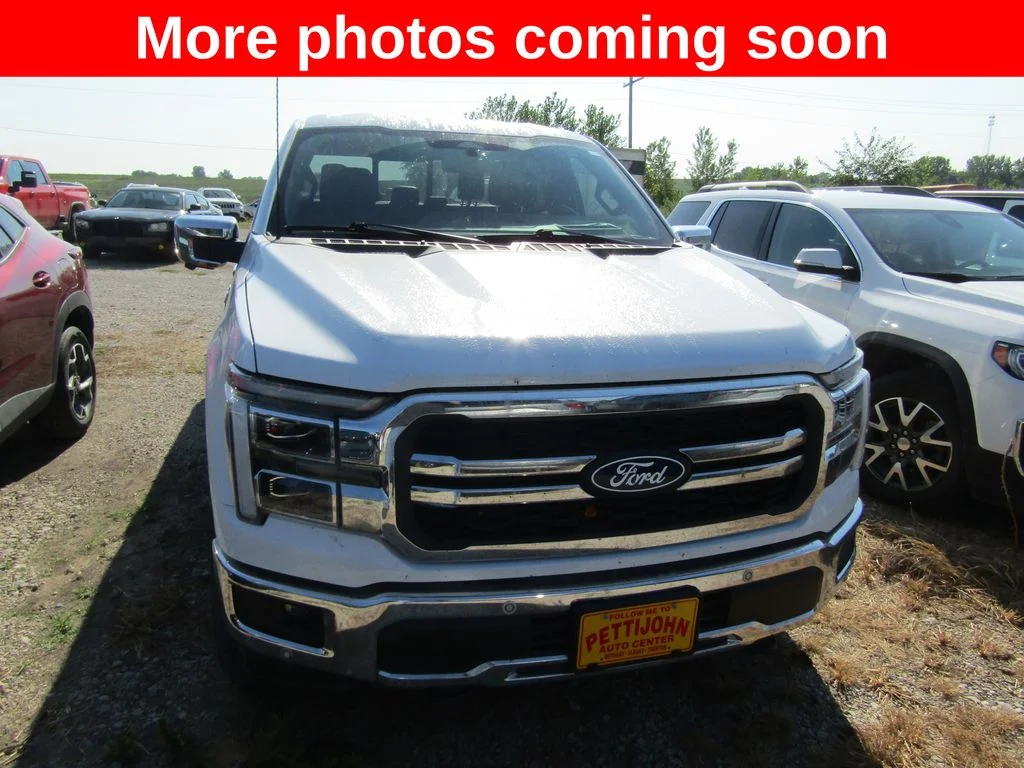 Used 2026 Oxford White Ford Lariat image 8