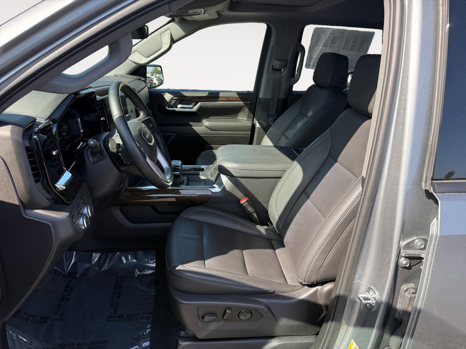 Used 2025 Sterling GMC Elevation image 10
