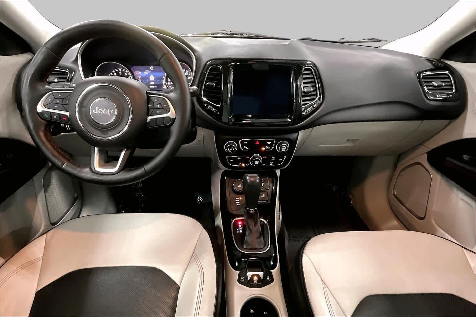 Used 2018 Redline Pearlcoat Jeep Limited image 16