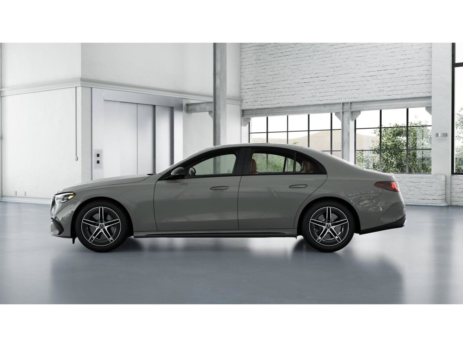 New 2027 MANUFAKTUR Alpine Grey Mercedes-Benz E 450 4MATIC® image 34