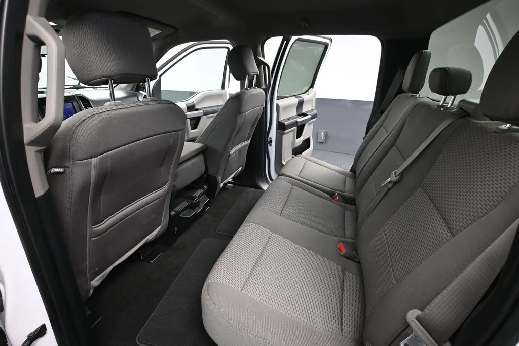 Used 2020 White Ford XLT image 34