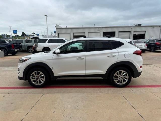 Used 2018 White Hyundai SEL Plus image 4