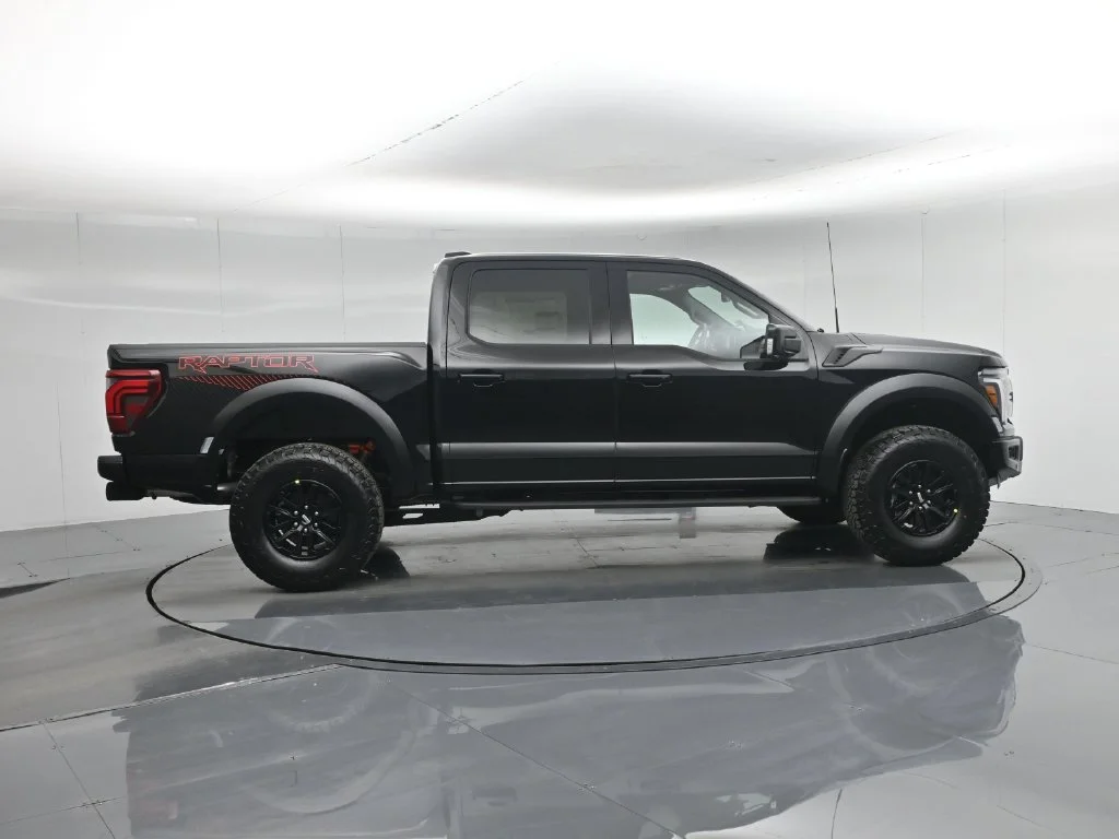 New 2026 Agate Black Metallic Ford Raptor image 32