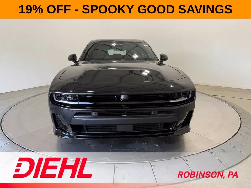 New 2026 Diamond Black Crystal Pearlcoat Dodge R/T image 2