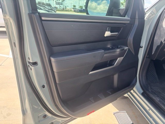 Used 2025 Black GMC Elevation image 9