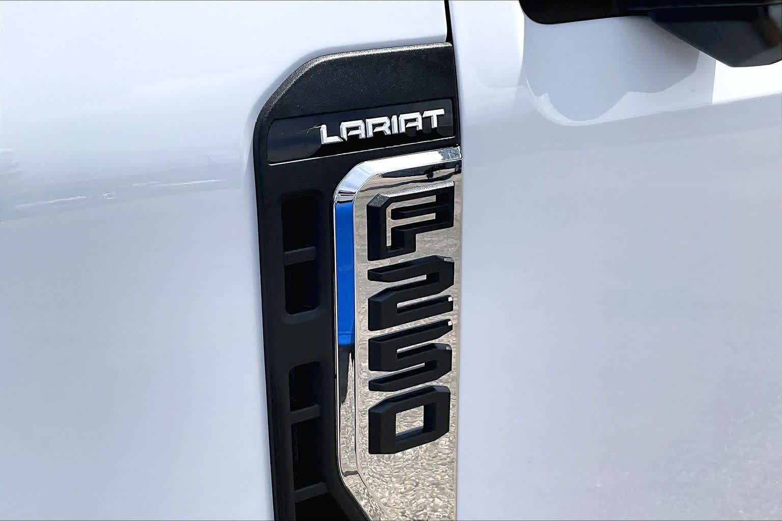 New 2026 Oxford White Ford F-250® Lariat® image 15