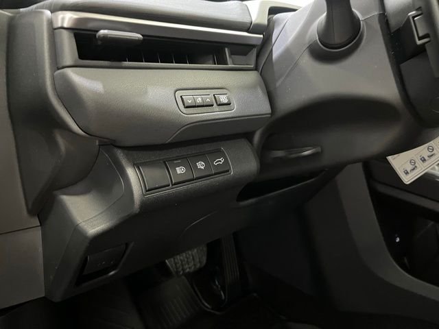 2026 Toyota C-HR SE - Photo 15