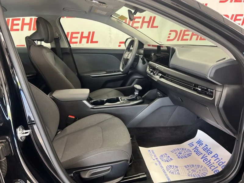 Used 2025 Black Kia LXS image 12