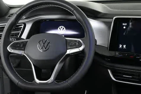 2026 Volkswagen Atlas Cross Sport SE w/Tech - Photo 9