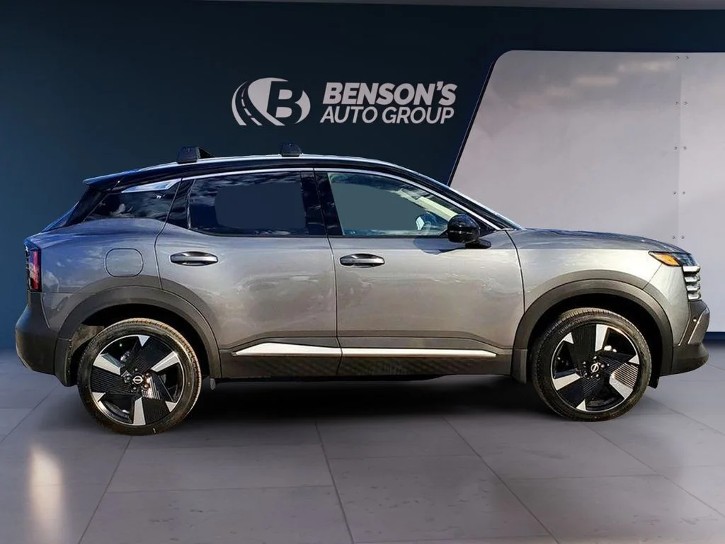 2025 Nissan Kicks SR - Photo 4