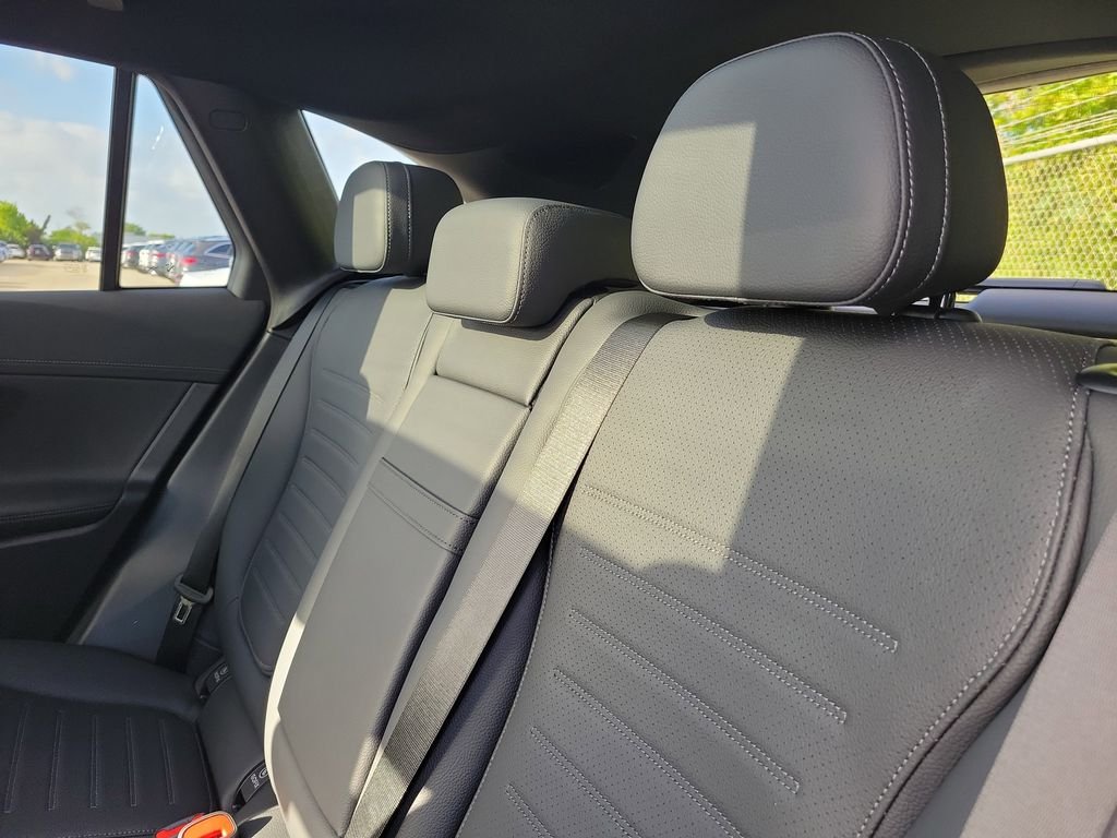 New 2026 Gray Mercedes-Benz GLC 300 image 10