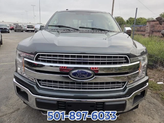 Used 2018  Ford Lariat image 2