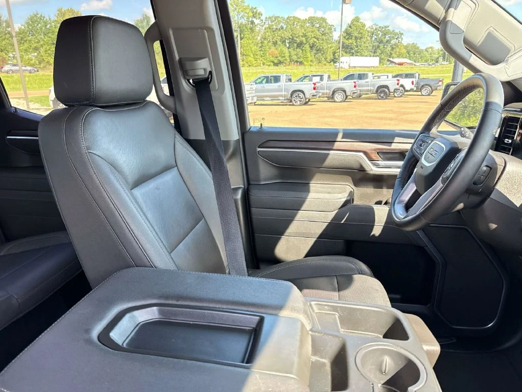 Used 2026 White GMC SLT image 12