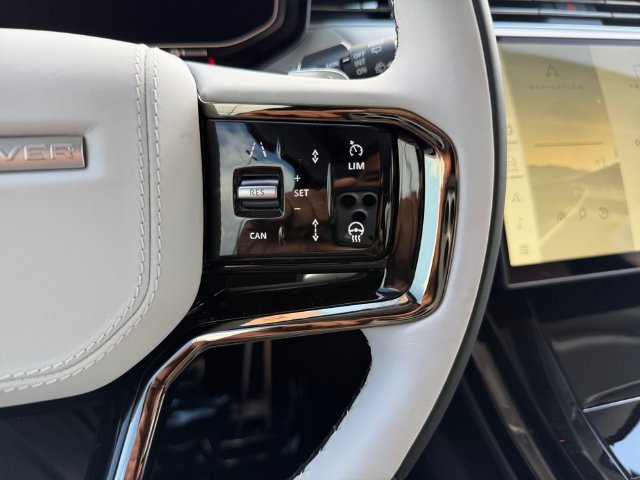 New 2027 Santorini Black Land Rover BATTERSEA image 23