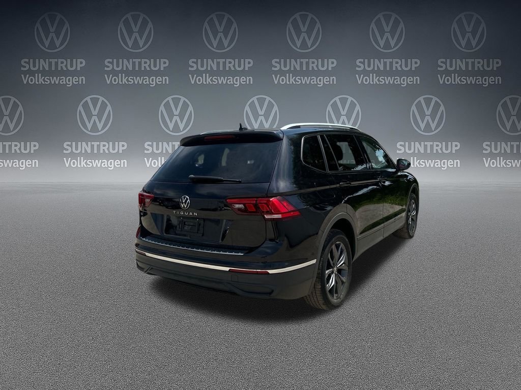 Used 2023 Black Volkswagen 2.0T SE image 37