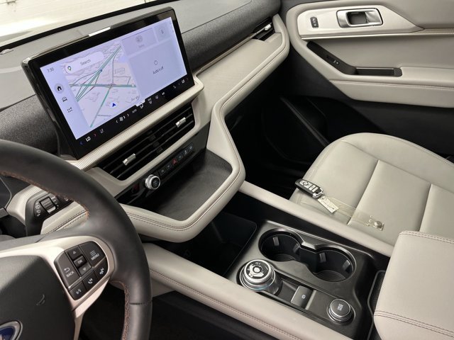 Used 2026 Carbonized Gray Metallic Ford Active with 200A Pkg image 19