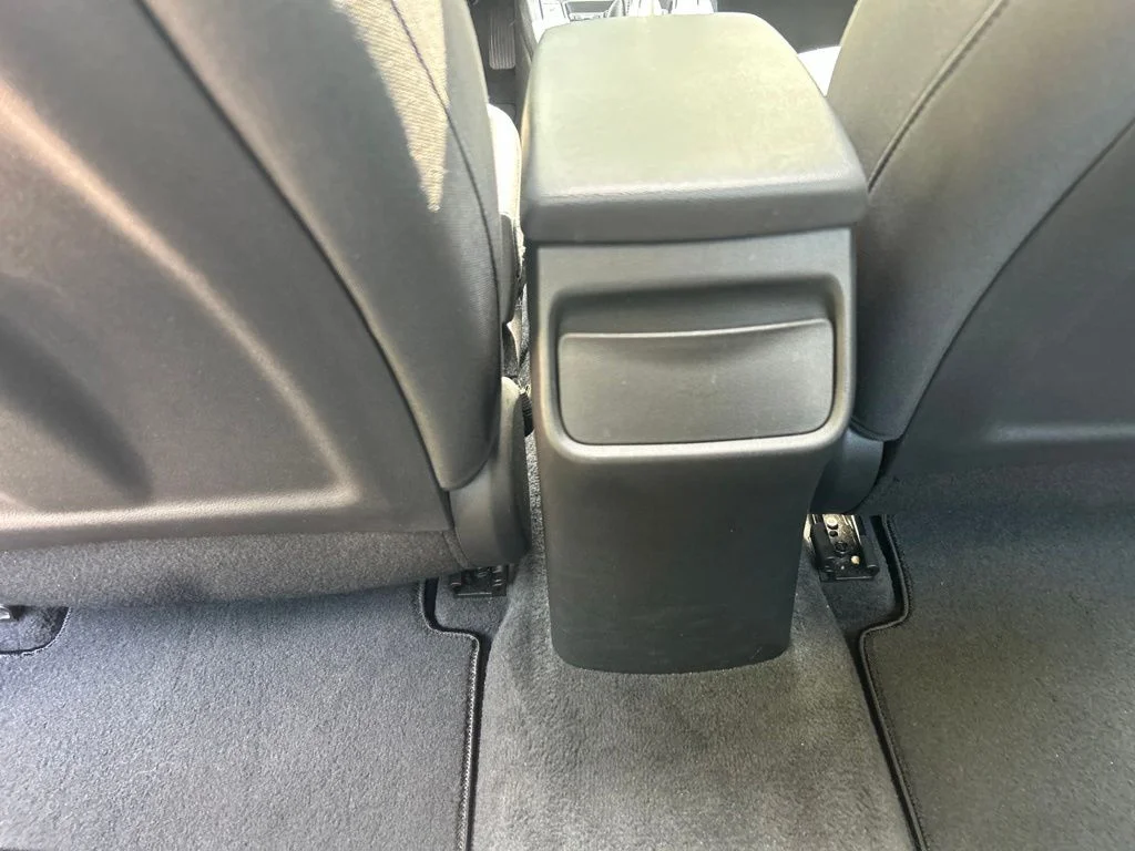 Used 2020 White Hyundai Value Edition image 28