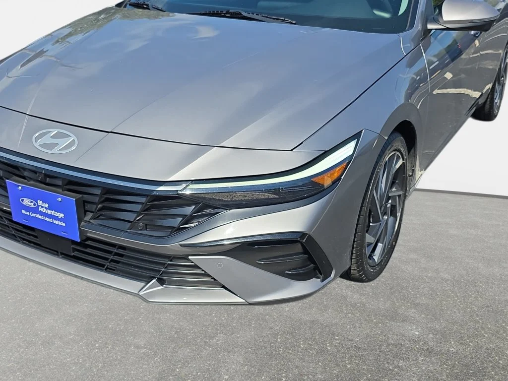 Certified Used 2024 Metal Hyundai Limited image 28
