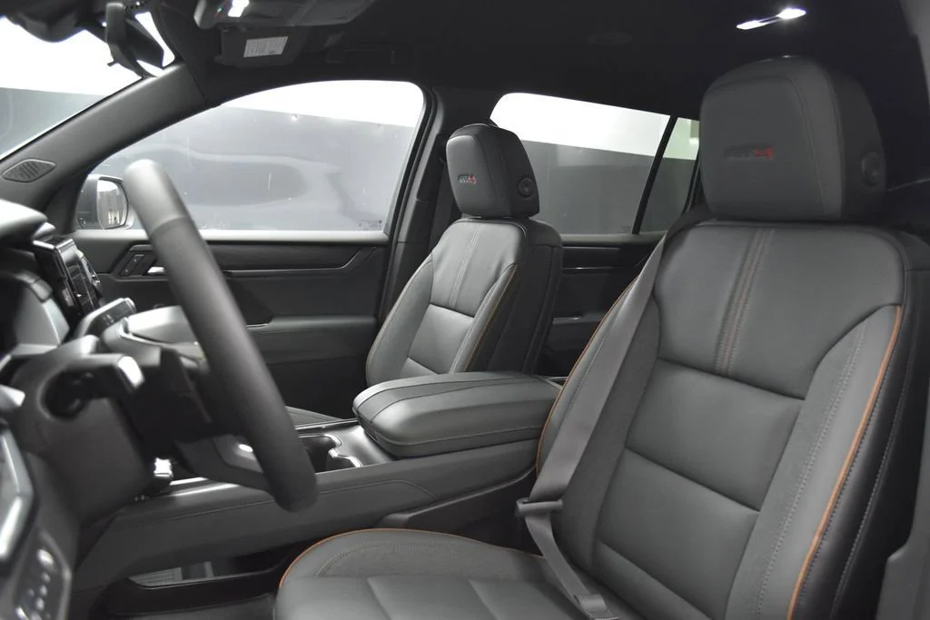 2026 GMC Acadia AT4 - Photo 26
