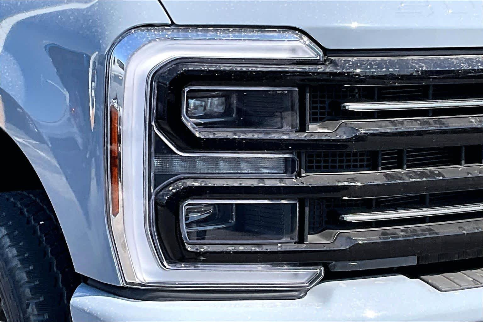 New 2026 Glacier Gray Metallic Tri-Coat Ford F-250® Platinum® image 10