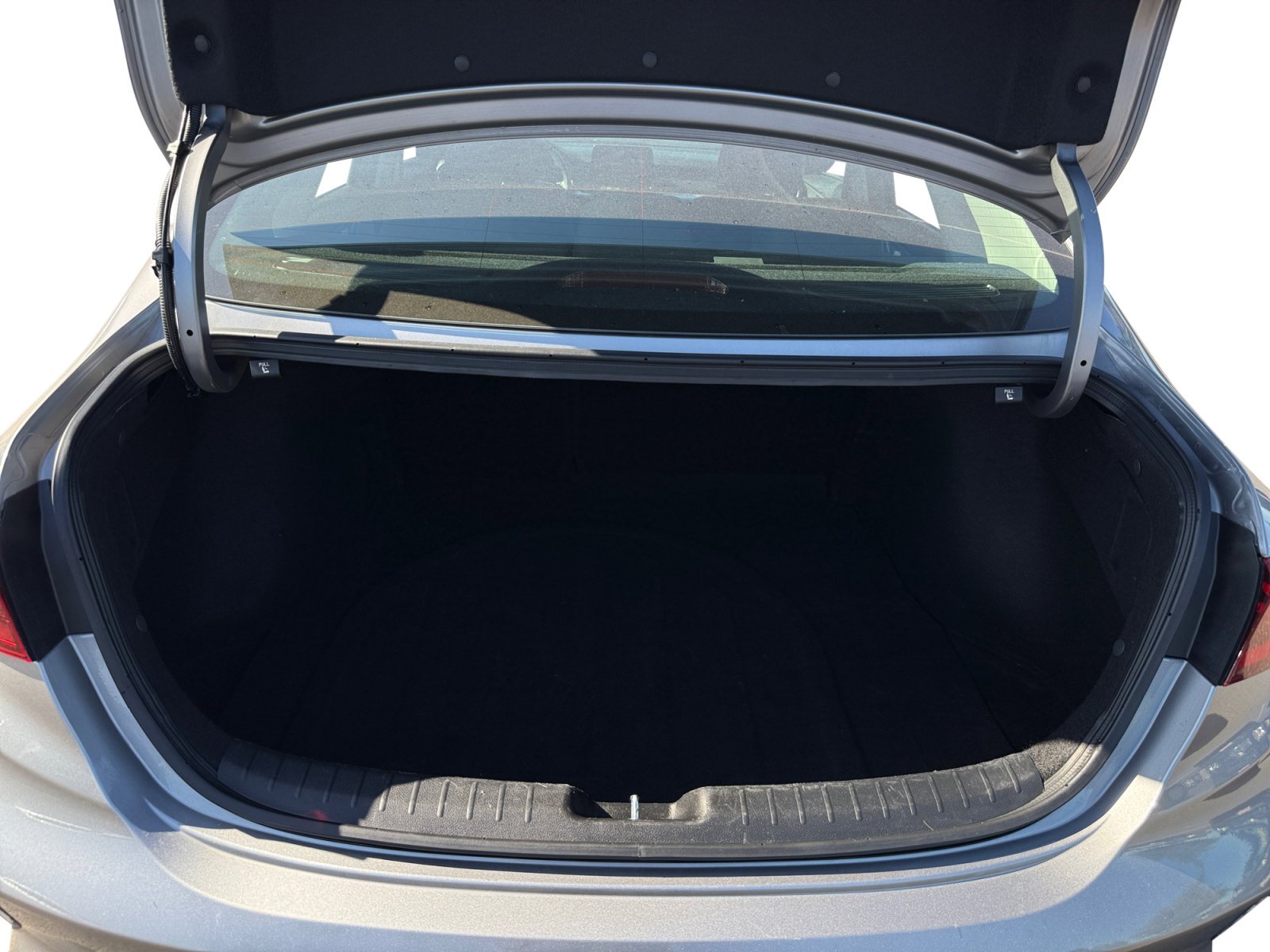 Used 2024 Steel Gray Kia LXS image 17