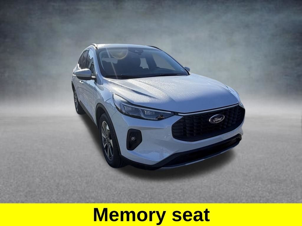 Certified Used 2025 Silver Metallic Ford Platinum image 8