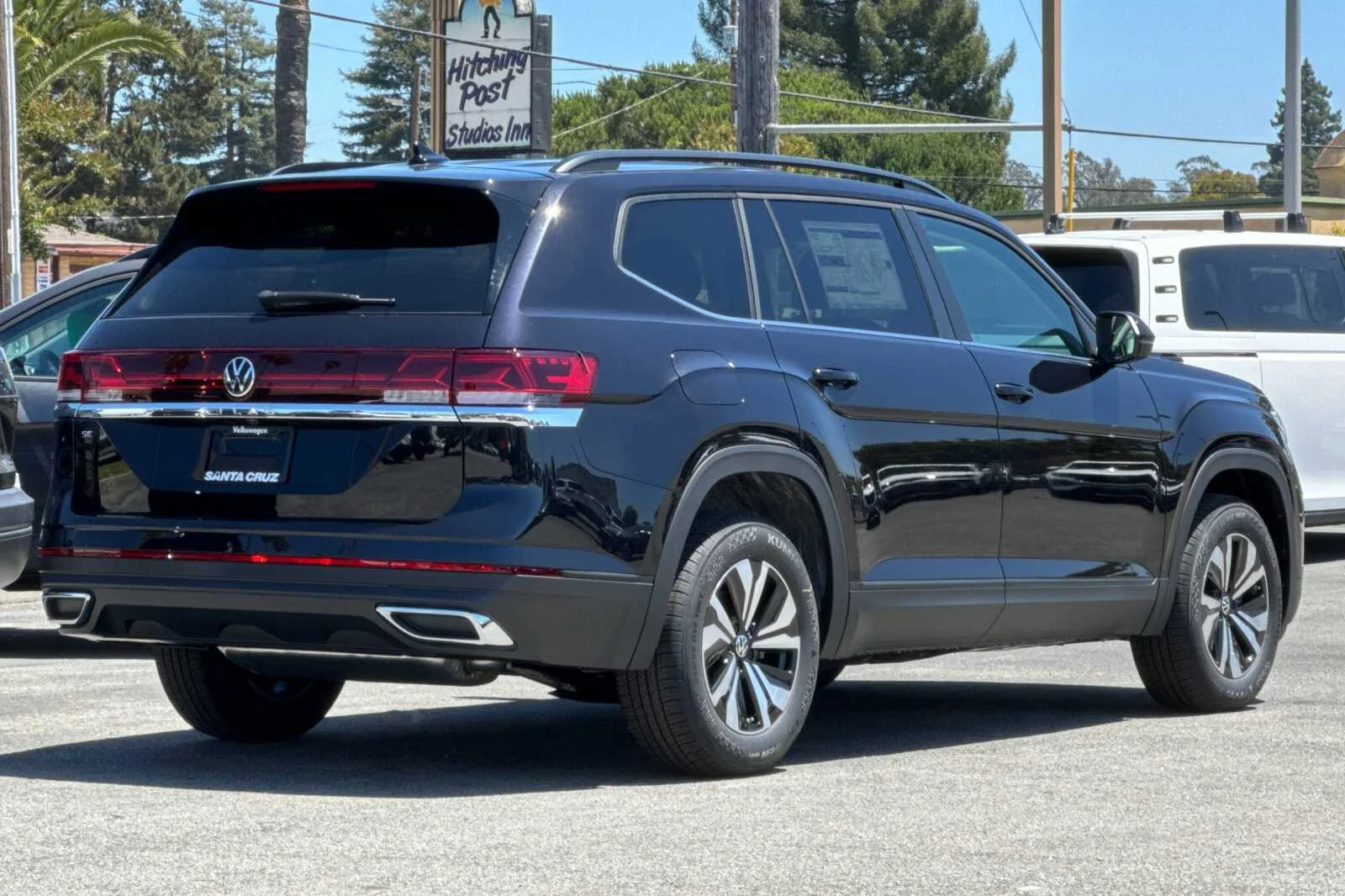 New 2026 Black Volkswagen 2.0T SE image 4