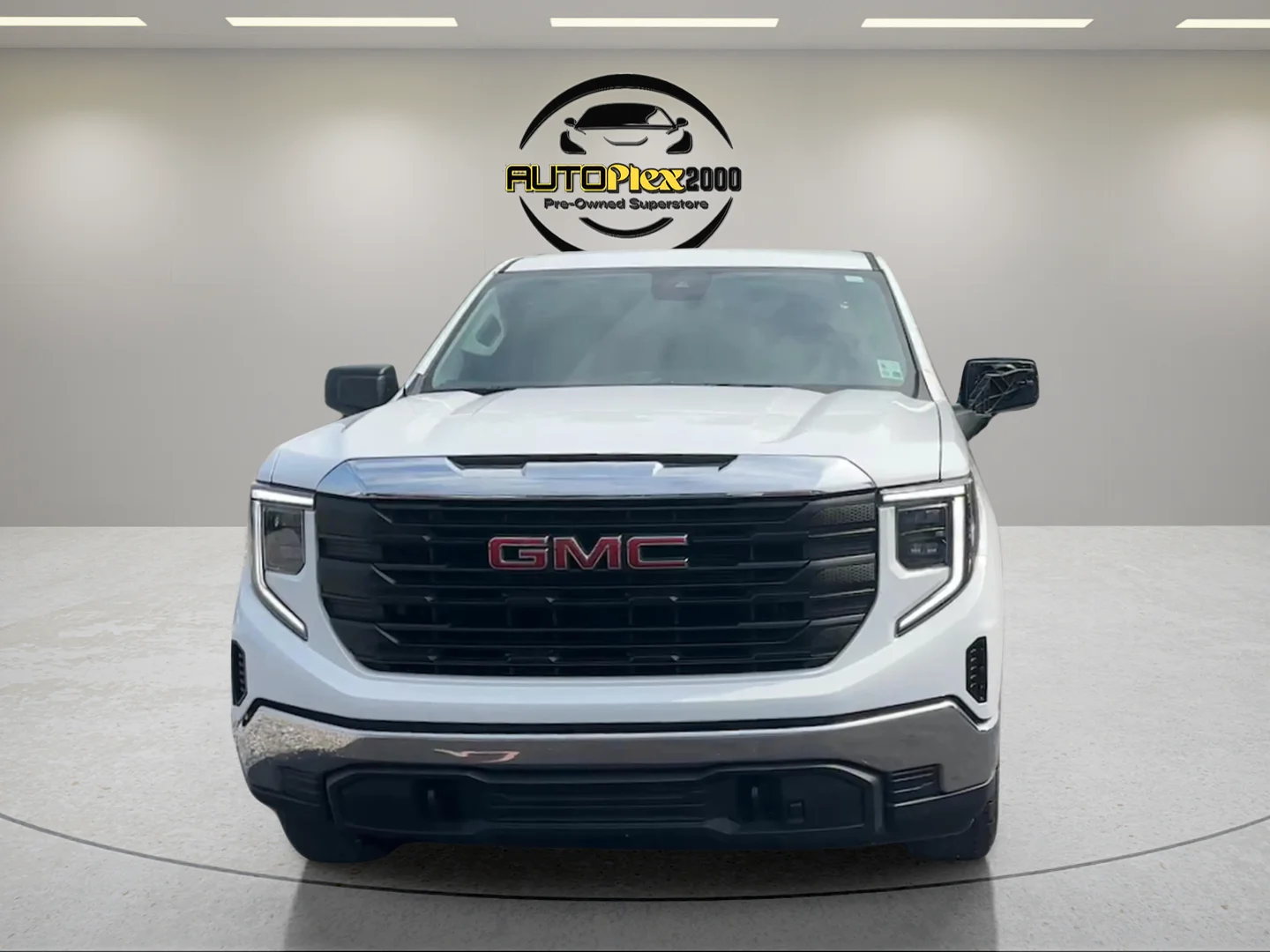 Used 2023 White GMC Pro image 2