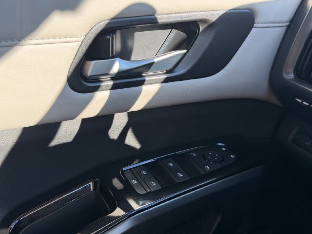 New 2026 Super Black Nissan SL image 16